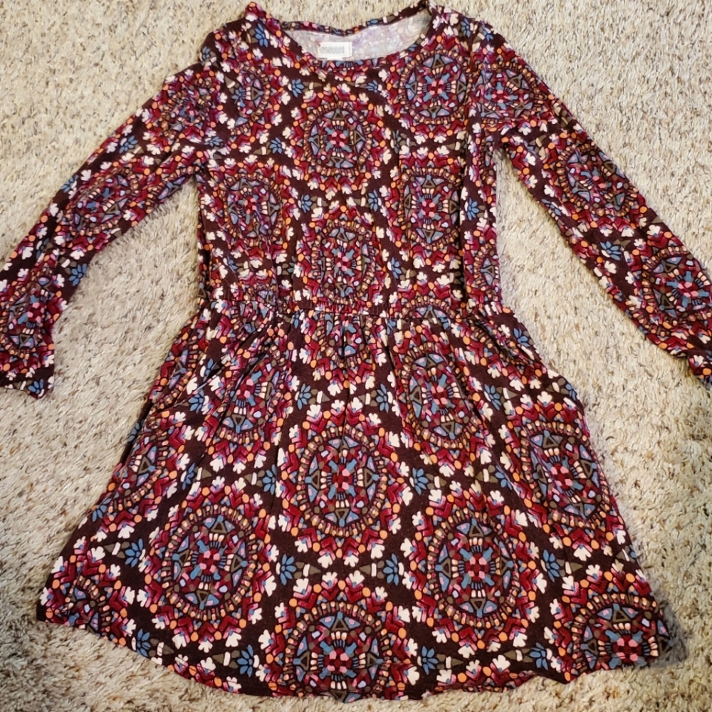 💜 Girls long sleeved dress with pockets size small